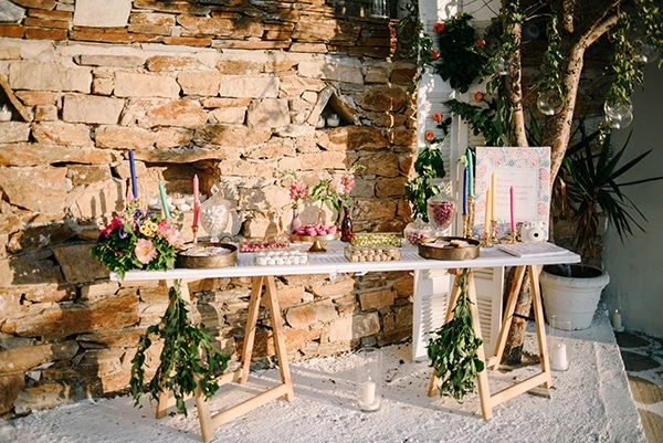 modern-summer-wedding-kythnos-vivid-colors_19