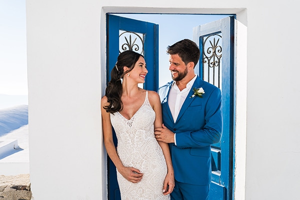 romantic-summer-wedding-most-breathtaking-view-Santorini-island_02