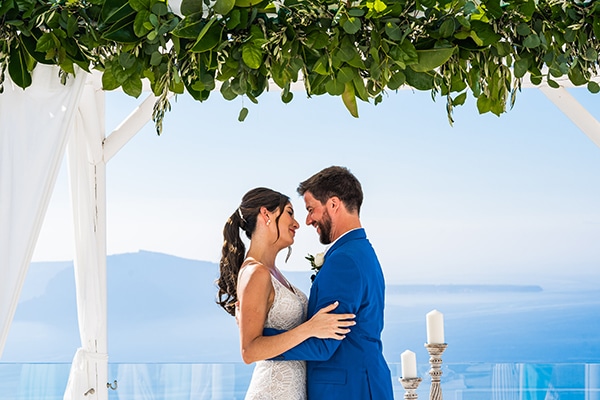 romantic-summer-wedding-most-breathtaking-view-Santorini-island_13x