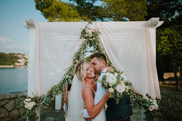 romantic-wedding-croatia-rustic-flair_14