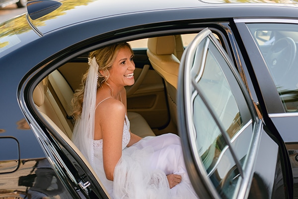 beautiful-outdoor-wedding-succulents-gold-details_07x