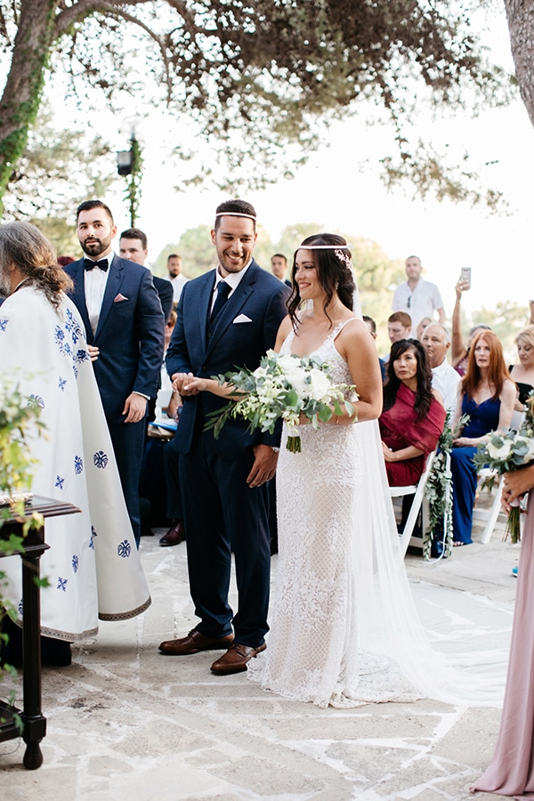 lush-romantic-wedding-crete-pastel-hues_24