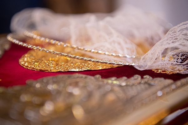 modern-white-gold-wedding-limassol_06