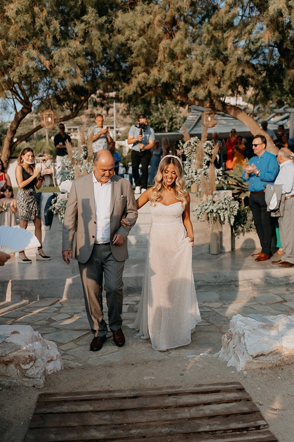 boho-chic-beach-wedding-athens-pampas-grass-pastel-hues_12