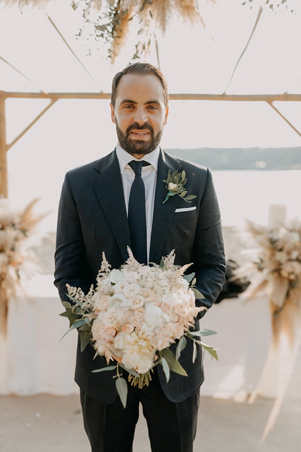 boho-chic-beach-wedding-athens-pampas-grass-pastel-hues_15