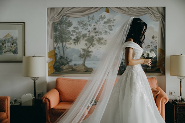 intimate-outdoor-wedding-lebanon-romantic-elegant-touches_04