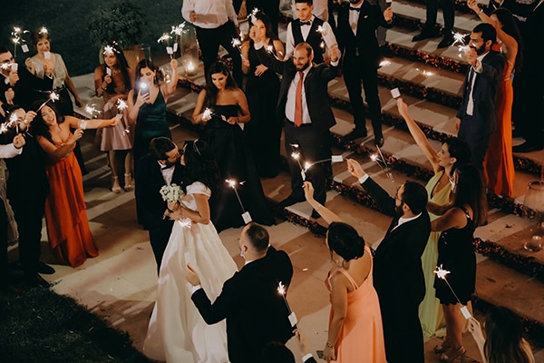 intimate-outdoor-wedding-lebanon-romantic-elegant-touches_20