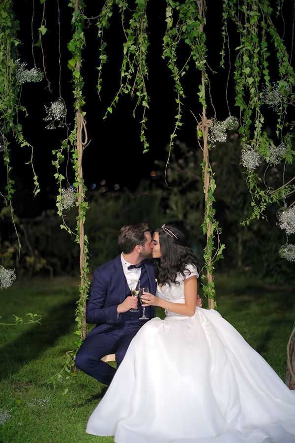 intimate-outdoor-wedding-lebanon-romantic-elegant-touches_24x