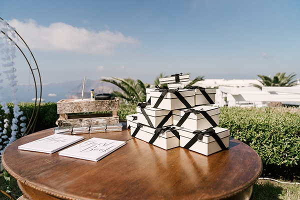 inspiring-destination-wedding-santorini-most-amazing-details_18