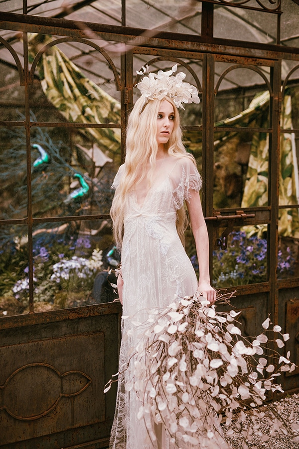 whimsical-styled-shoot-lunaria-soft-color-tones_03