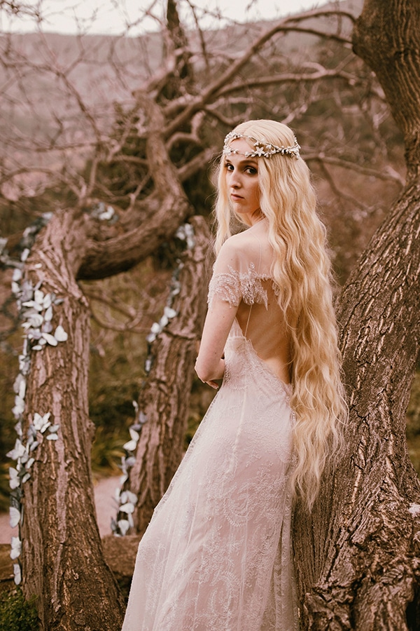 whimsical-styled-shoot-lunaria-soft-color-tones_19