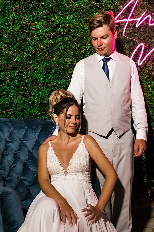 romantic-summer-wedding-paros-bougainvillea_32