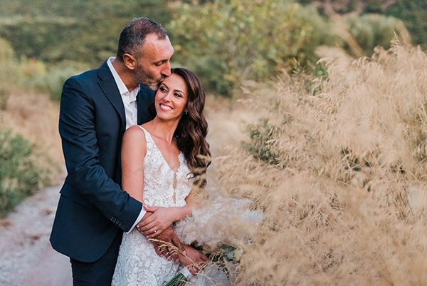 boho-inspired-fall-wedding-greece-ivory-roses_40