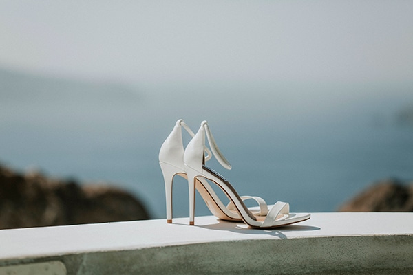 autumn-fairytale-wedding-santorini-island-most-dreamy-views_06
