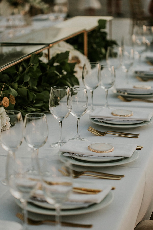 autumn-fairytale-wedding-santorini-island-most-dreamy-views_32