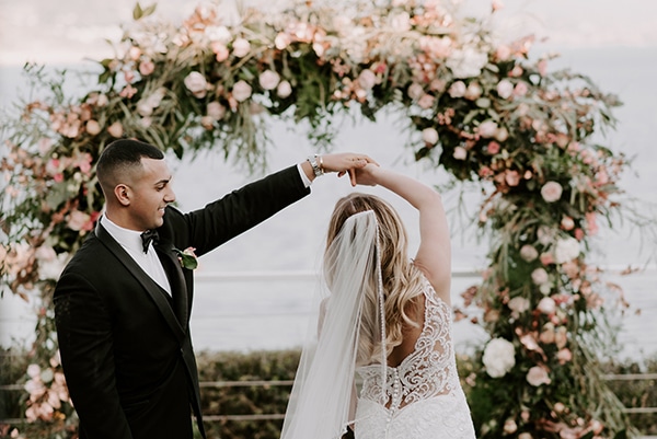 gorgeous-wedding-athens-whimsical-pastel-blooms_27