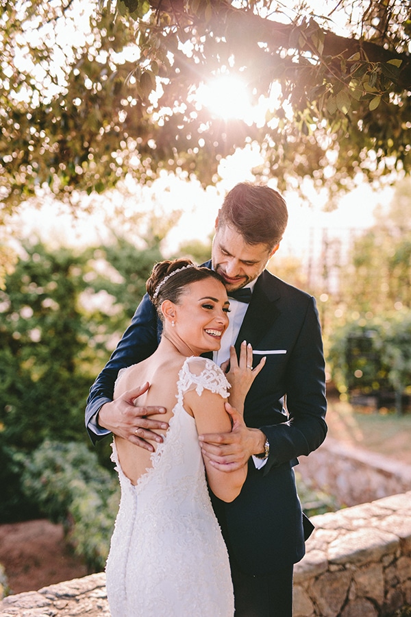 romantic-fall-wedding-athens-white-coral-hues_45