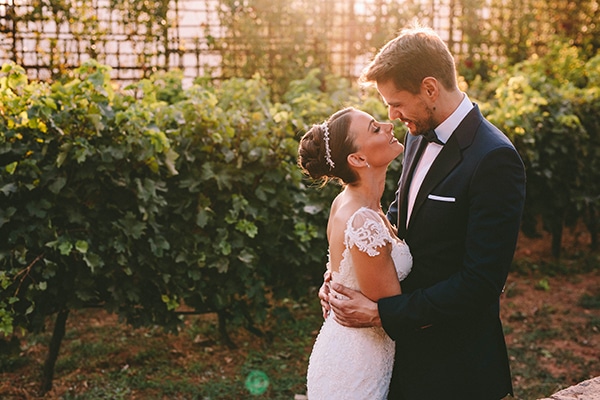 romantic-fall-wedding-athens-white-coral-hues_46