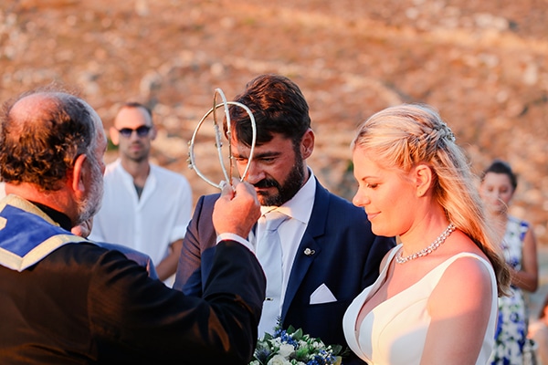 blue-white-wedding-awe-inspiring-mani_02