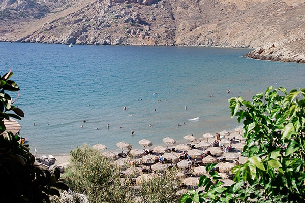 blue-white-wedding-awe-inspiring-mani_04