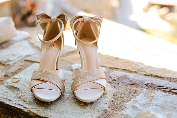 blue-white-wedding-awe-inspiring-mani_05