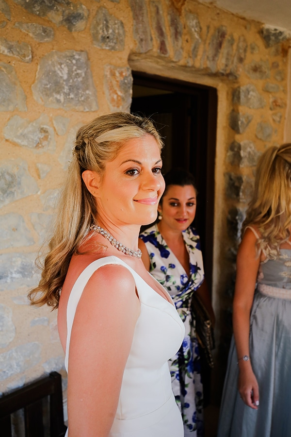 blue-white-wedding-awe-inspiring-mani_09