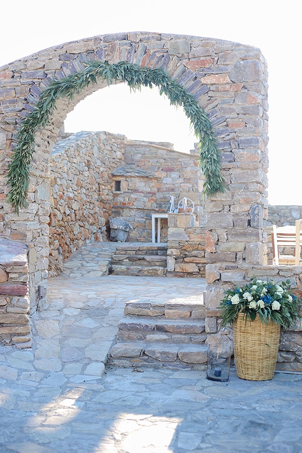 blue-white-wedding-awe-inspiring-mani_11