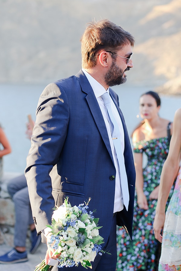 blue-white-wedding-awe-inspiring-mani_15