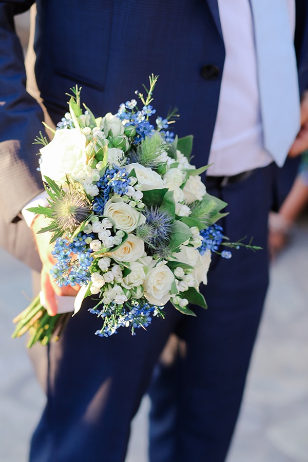 blue-white-wedding-awe-inspiring-mani_16