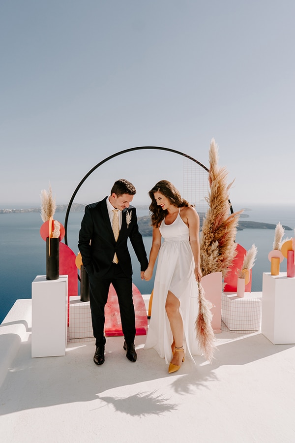 utterly-romantic-elopement-santorini-modern-details_10