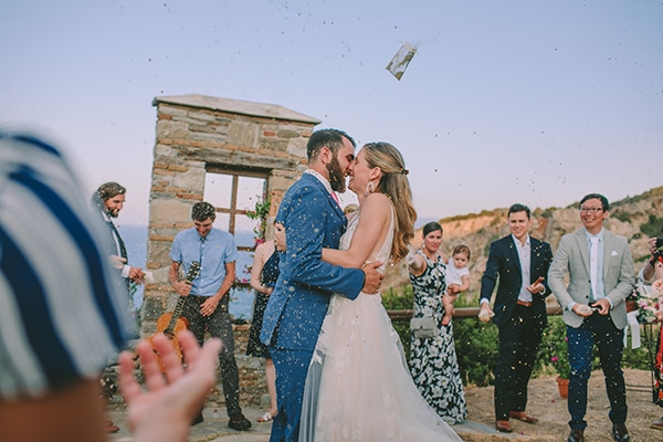 dreamy-destination-wedding-greece-vibrant-pops-bougainvillea-blossoms_26