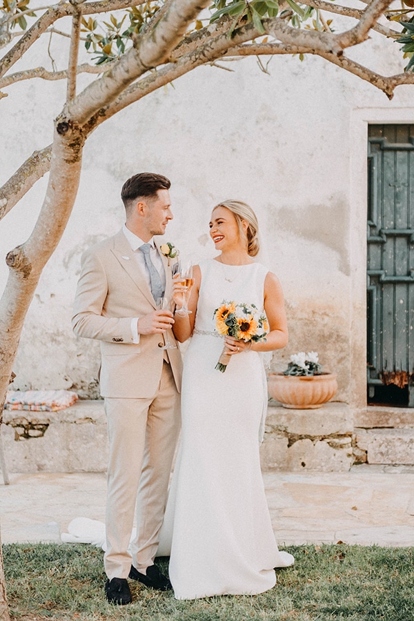 intimate-destination-wedding-corfu-sunflowers-rustic--flair_05x