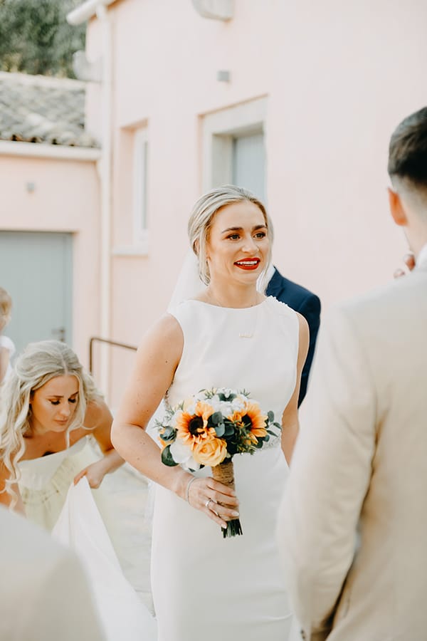 intimate-destination-wedding-corfu-sunflowers-rustic--flair_18