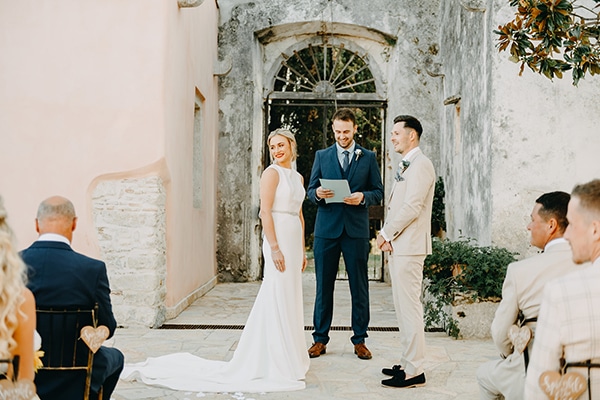 intimate-destination-wedding-corfu-sunflowers-rustic--flair_20