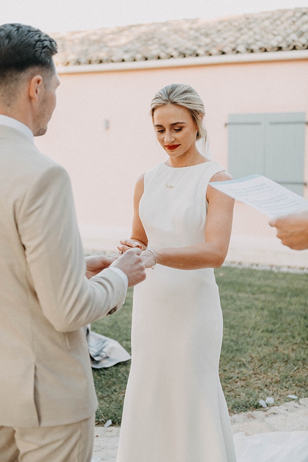 intimate-destination-wedding-corfu-sunflowers-rustic--flair_21