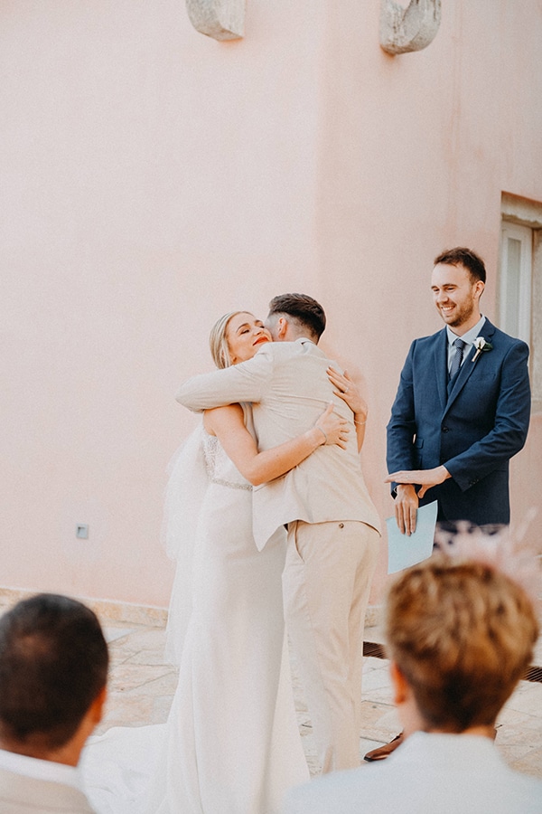 intimate-destination-wedding-corfu-sunflowers-rustic--flair_23