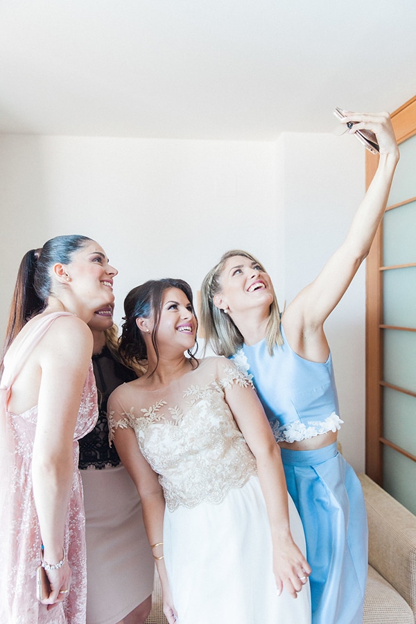 intimate-greek-french-affair-lefkada-romantic-blooms_05