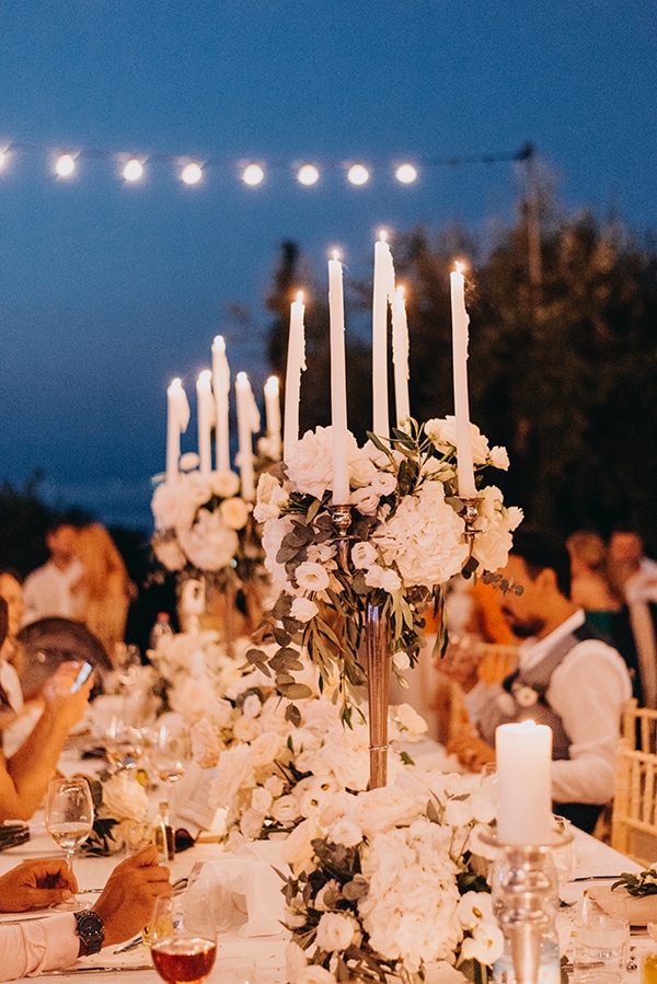 romantic-destinantion-wedding-corfu-roses-hydrangeas-pastel-hues_17x