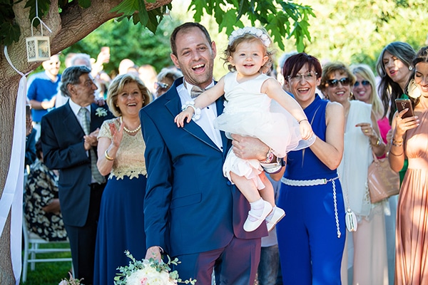 romantic-summer-wedding-athens-roses-peonies-pastel-tones_15