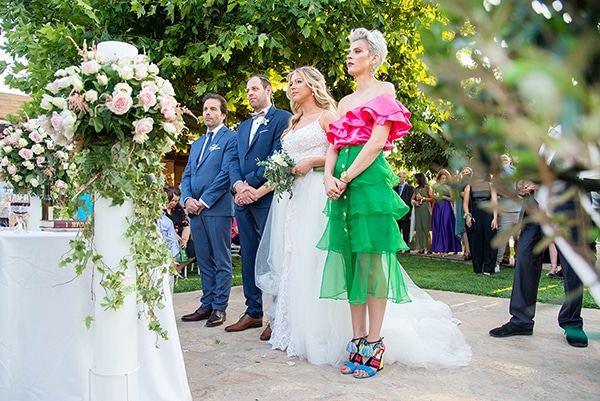 romantic-summer-wedding-athens-roses-peonies-pastel-tones_20x