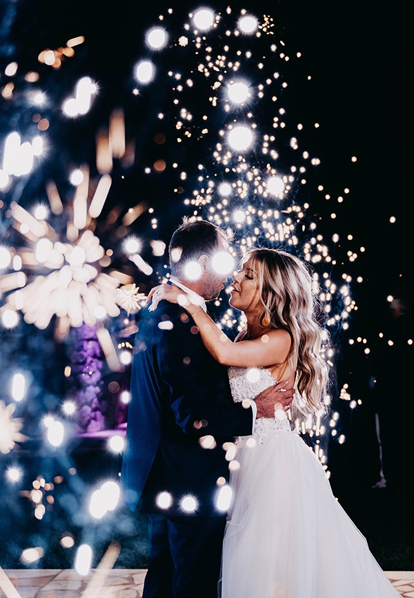 romantic-summer-wedding-athens-roses-peonies-pastel-tones_25