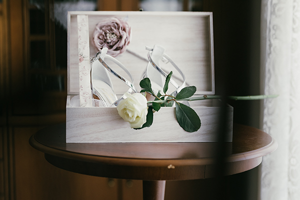 beautiful-summer-wedding-karditsa-romantic-details_05