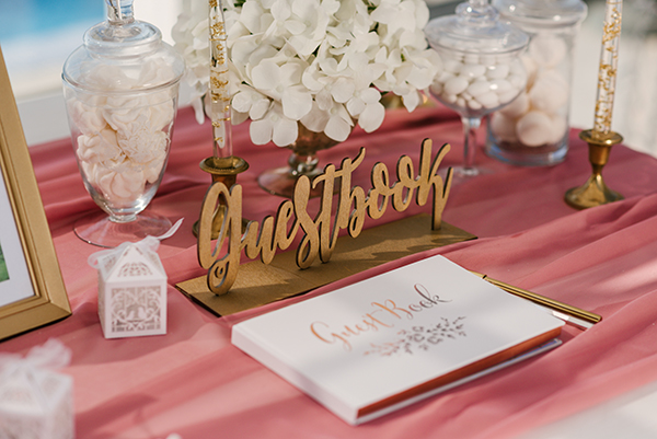 intimate-wedding-santorini-romantic-blooms-fairy-lights_12