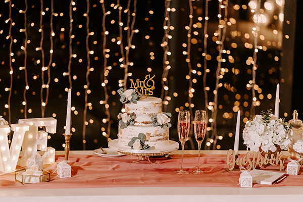 intimate-wedding-santorini-romantic-blooms-fairy-lights_32x