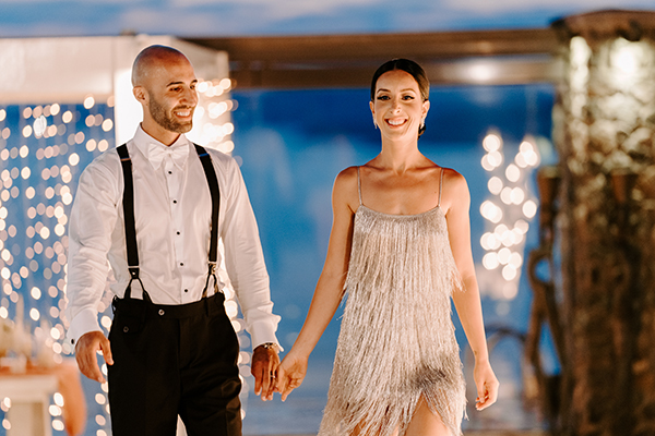 intimate-wedding-santorini-romantic-blooms-fairy-lights_35