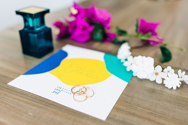 summer-destination-wedding-antiparos-fuchsia-boungainvilea_07