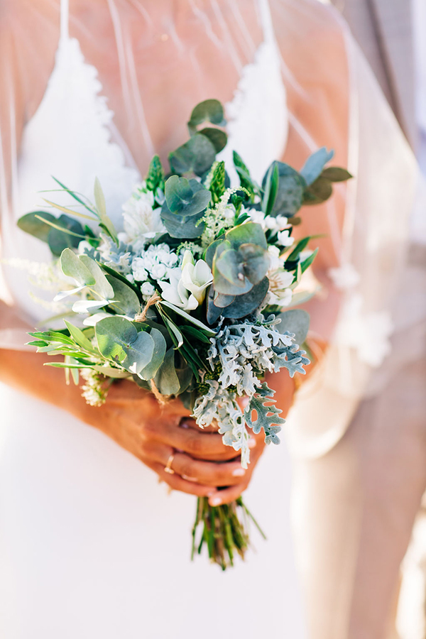 summer-destination-wedding-antiparos-fuchsia-boungainvilea_24