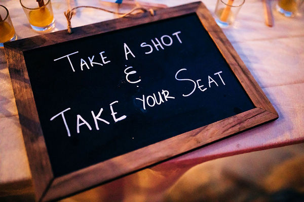 summer-destination-wedding-antiparos-fuchsia-boungainvilea_37