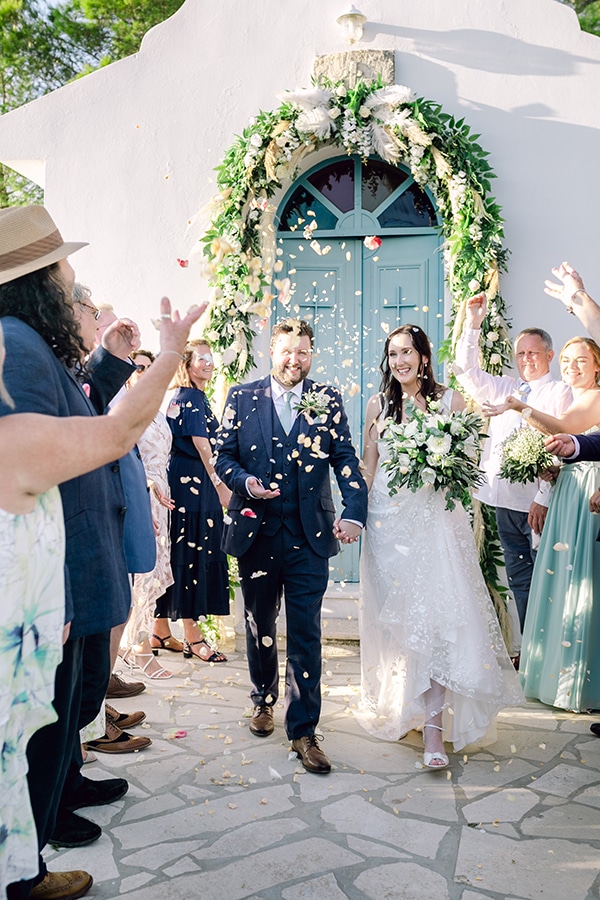 winery-wedding-kefalonia-island-romantic-decor_19