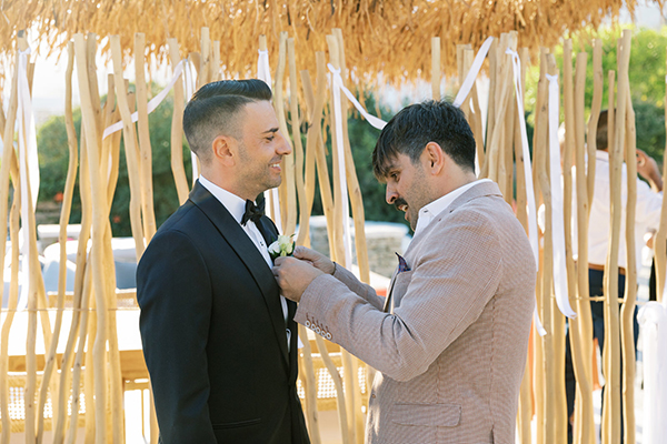 luxurious-summer-wedding-sifnos-romantic-blossoms-white-hues_18x